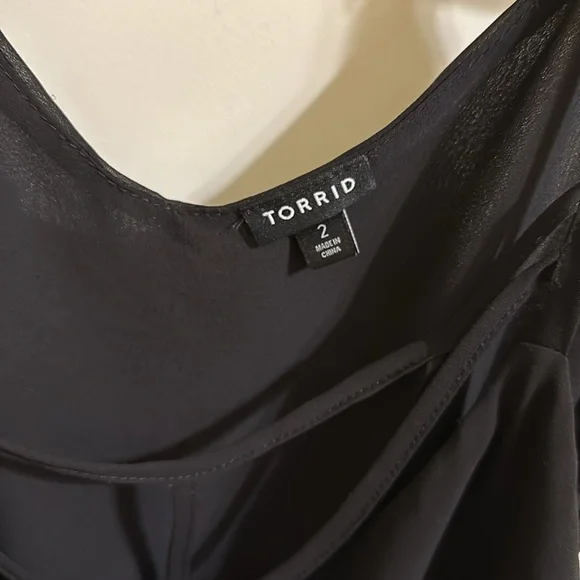 Torrid Size 2 Black Cami - Picture 3 of 3